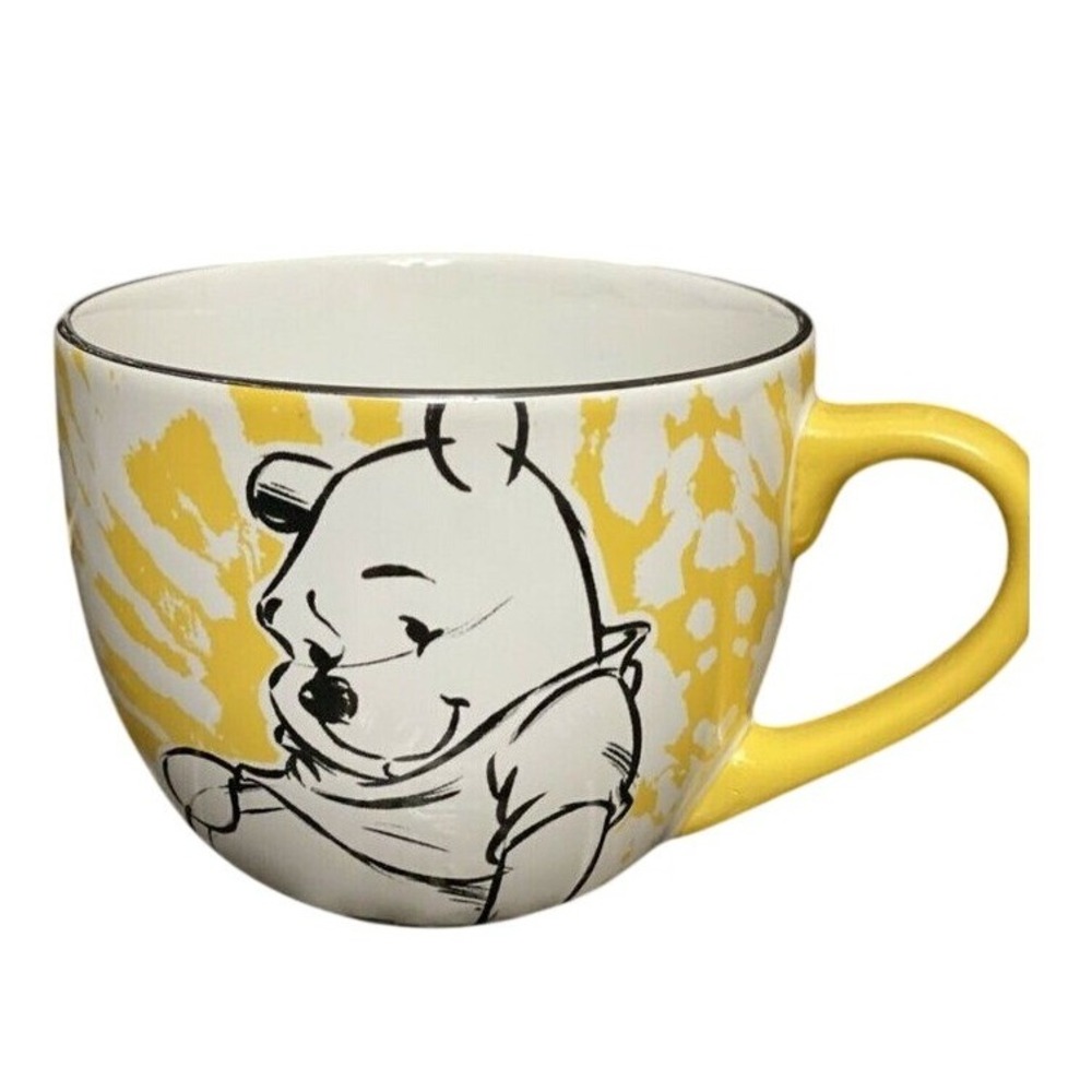 Disney Store Winnie the Pooh Yellow Tie Dye Sketch Ceramic Coffee Mug F760-4188